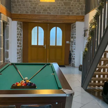 De La Fontaine Sainte-Agathe